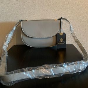 Gray purse (new)